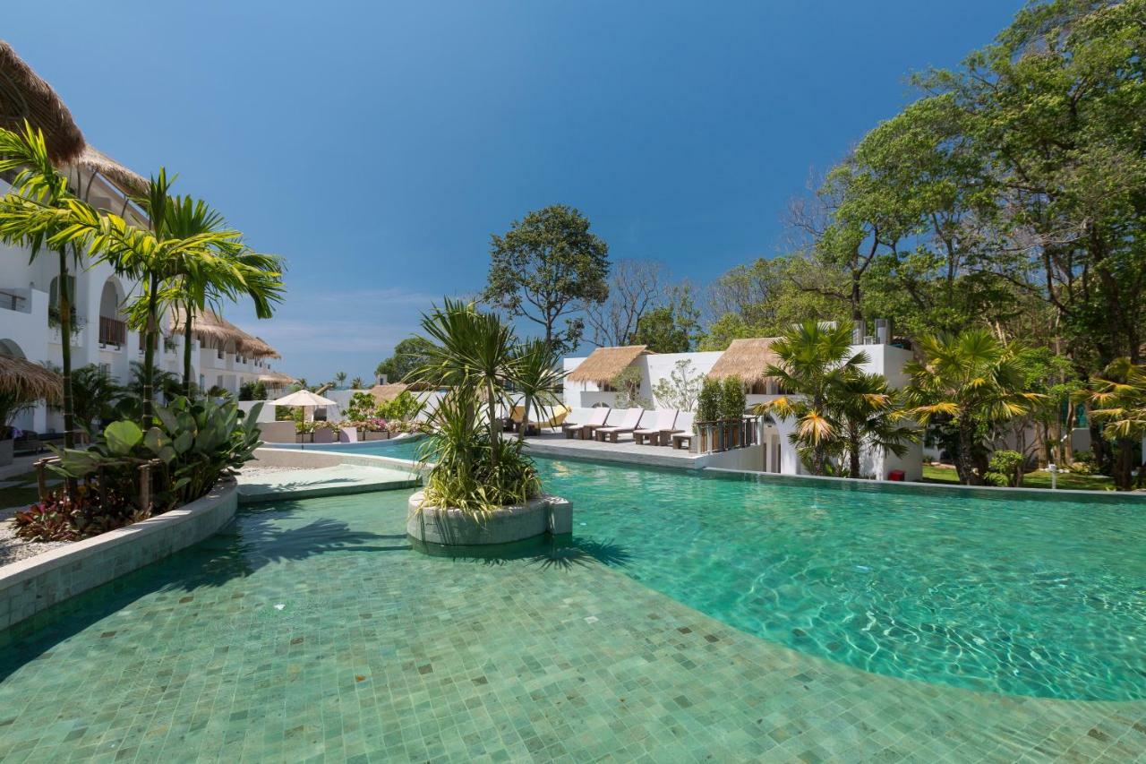 Eden Beach Khaolak Resort And Spa A Lopesan Collection Hotel - Sha Extra Plus Khao Lak Luaran gambar The swimming pool at the resort